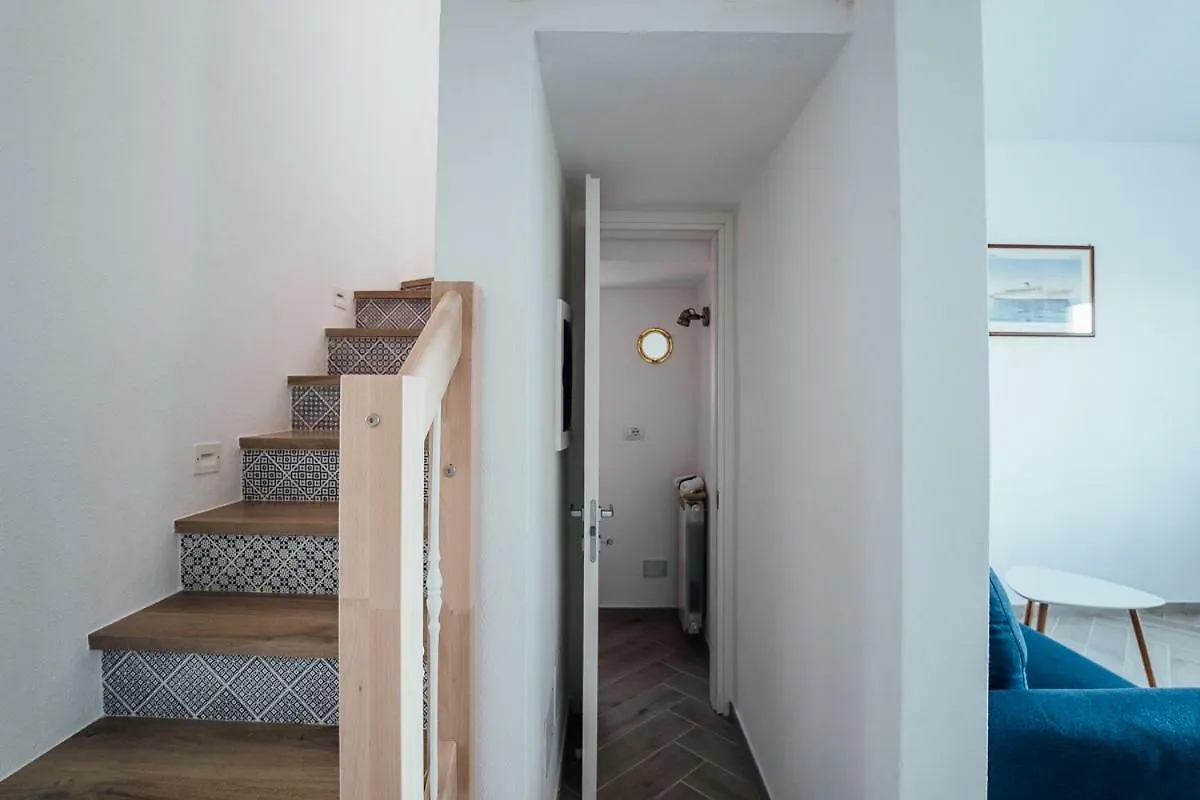 La Maison Golfo dei Poeti Lerici 0*,